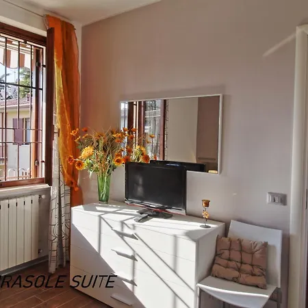 Apartment Girasole Elegante 2 Camere, Piscina Lazise
